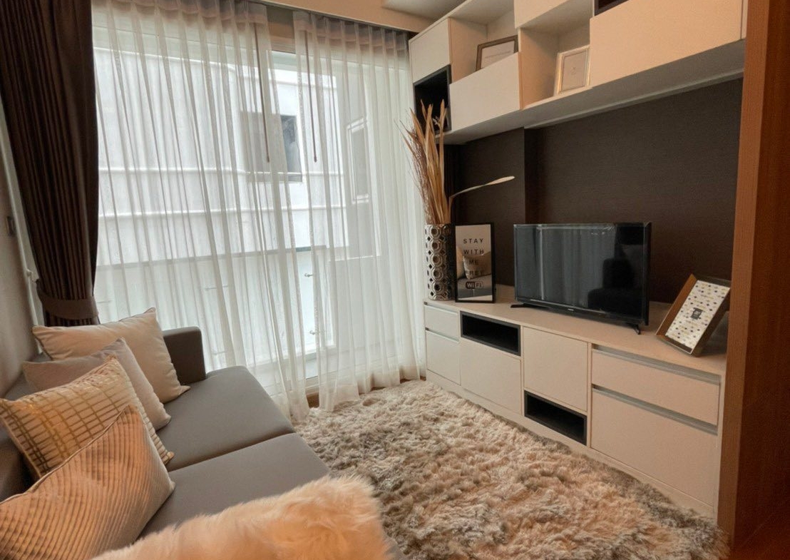 InterLux Premier Sukhumvit 13 Living