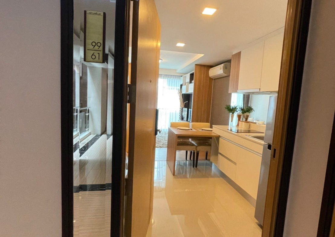 InterLux Premier Sukhumvit 13 Kitchen zone