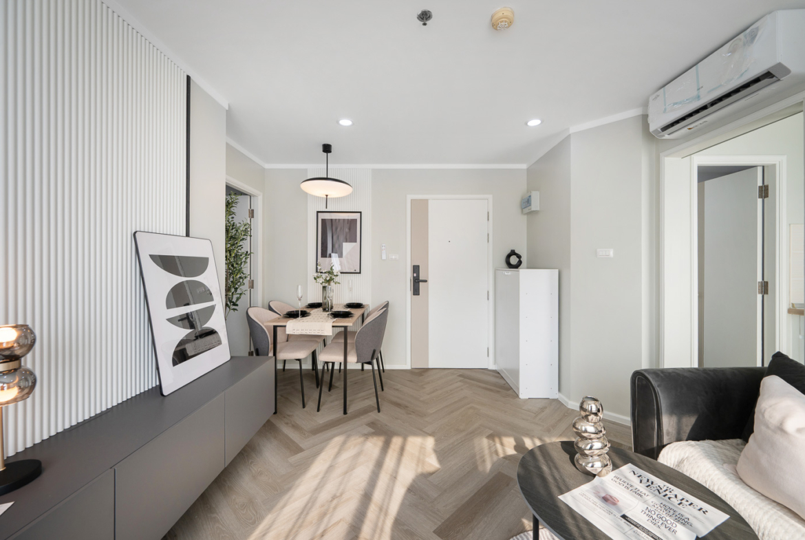 Lumpini Ville Sukhumvit 77-2 Living