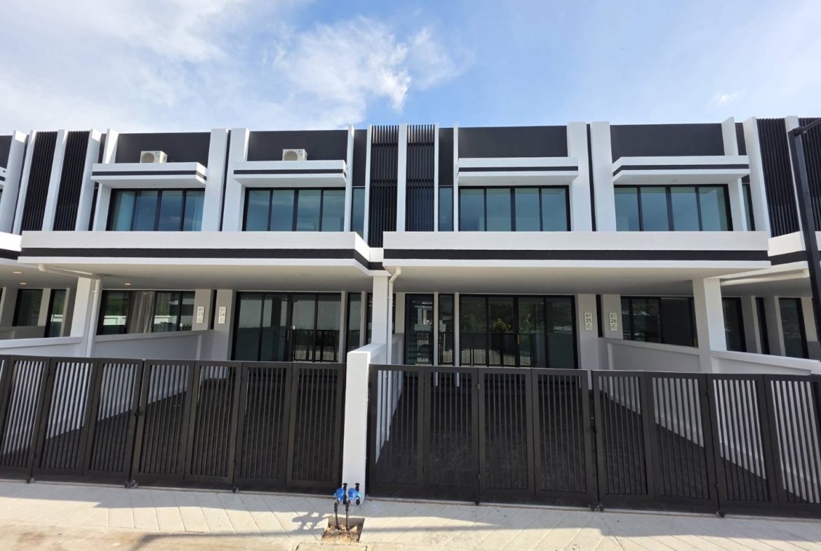 The Passion Residence Lagoon FRONT