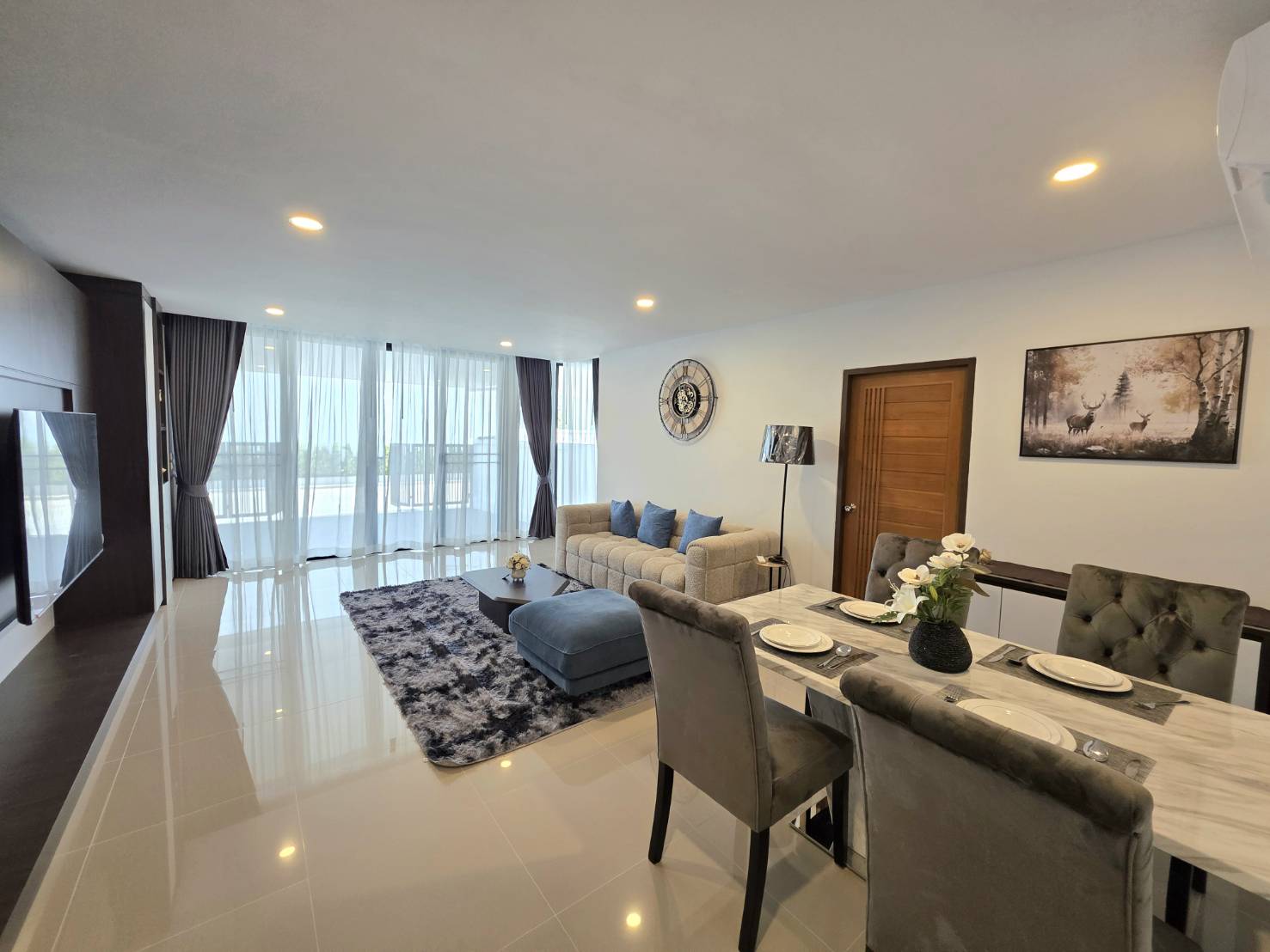 The Passion Residence Lagoon Living& Dinning