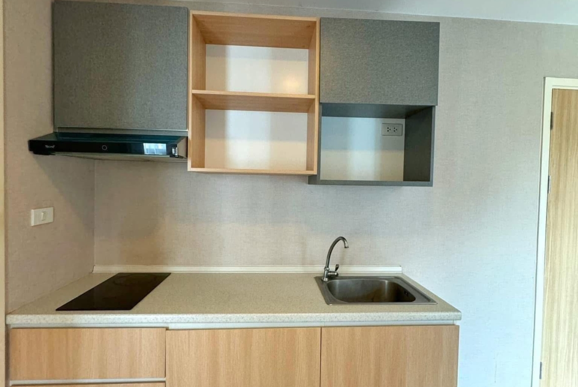 MAXXI CONDO Kitchen zone