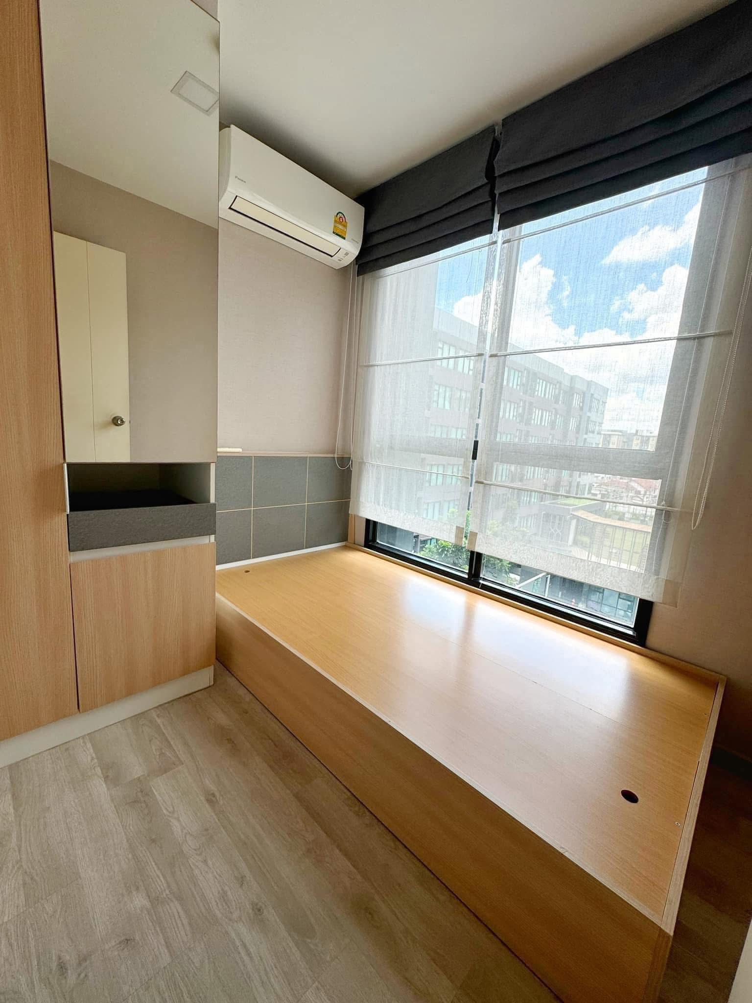 MAXXI CONDO Kitchen Bedroom