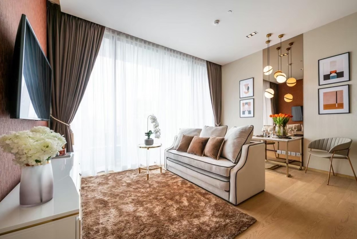 Ultra Luxury 1B1B Condo Living