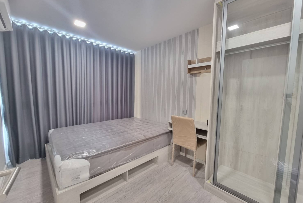 Atmoz Tropicana Bangna Bedroom