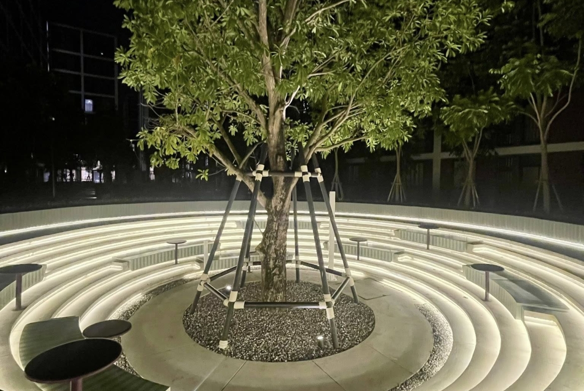 Nue Core Khu Khot Station