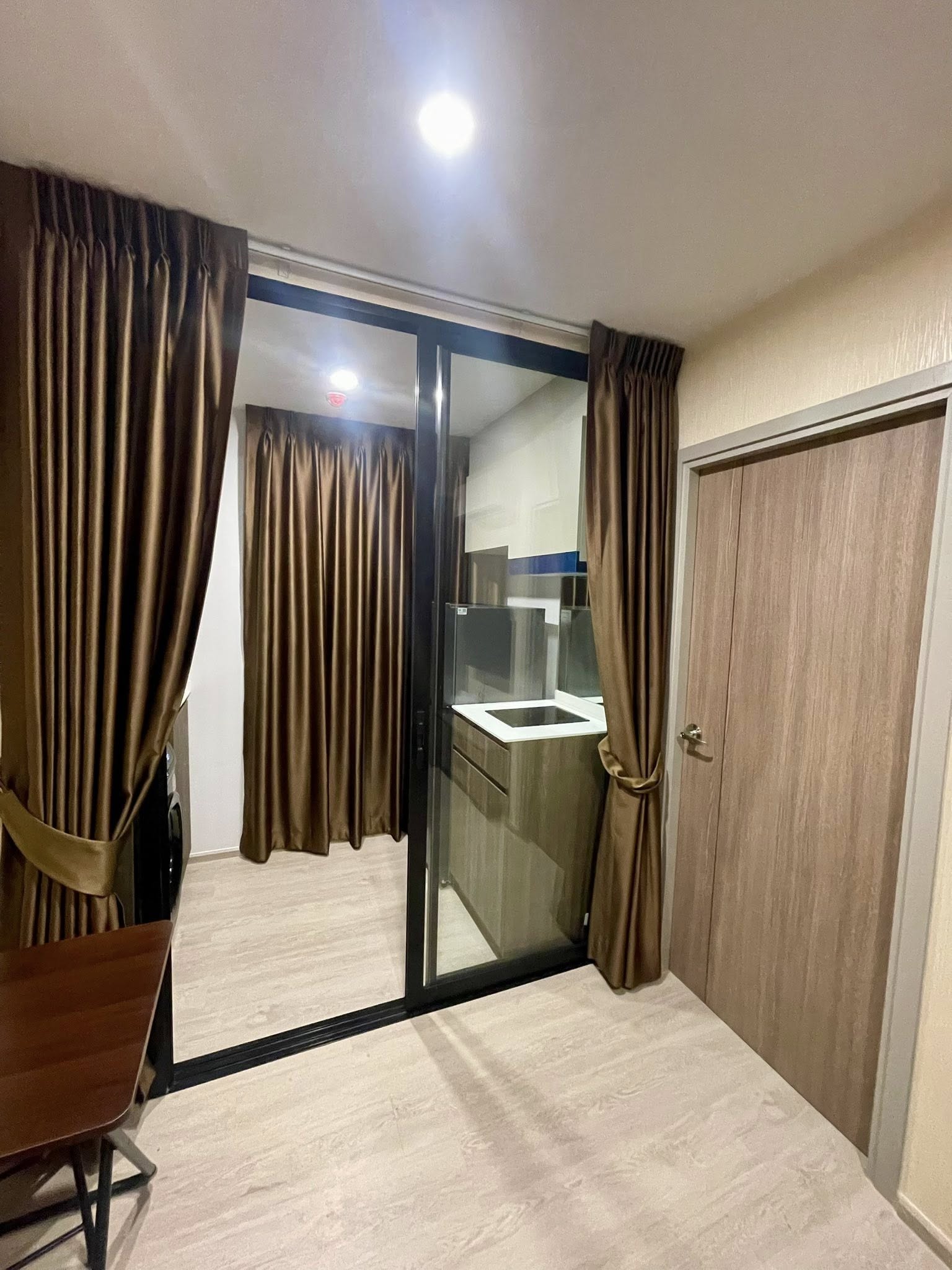 Nue Core Khu Khot Station Kitchen zone