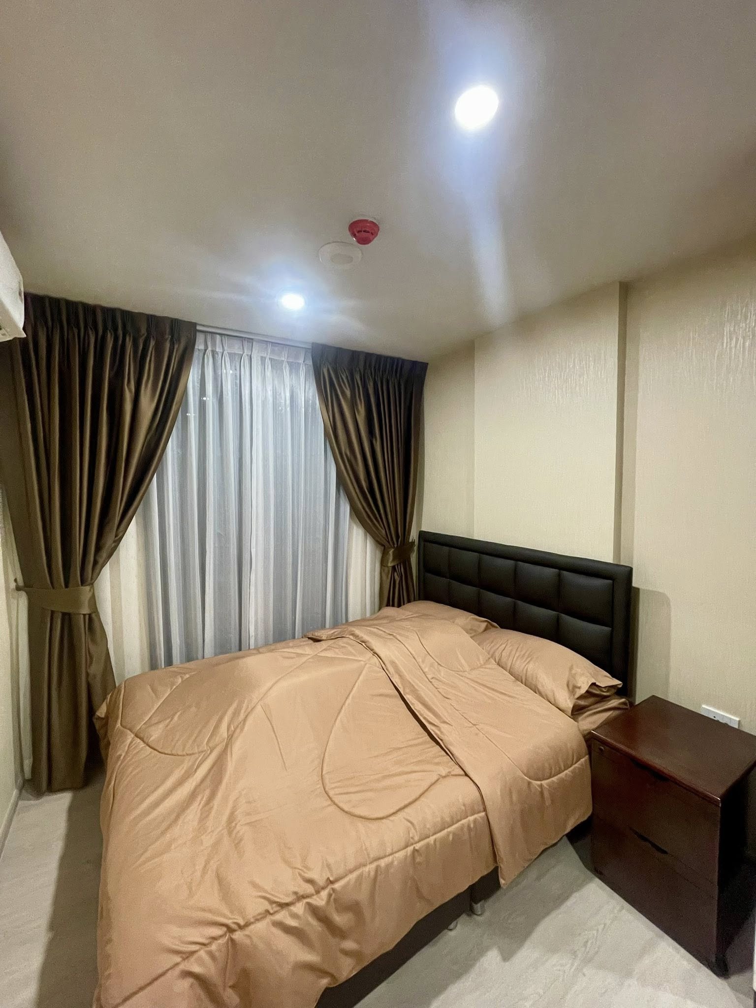 Nue Core Khu Khot Station Bedroom