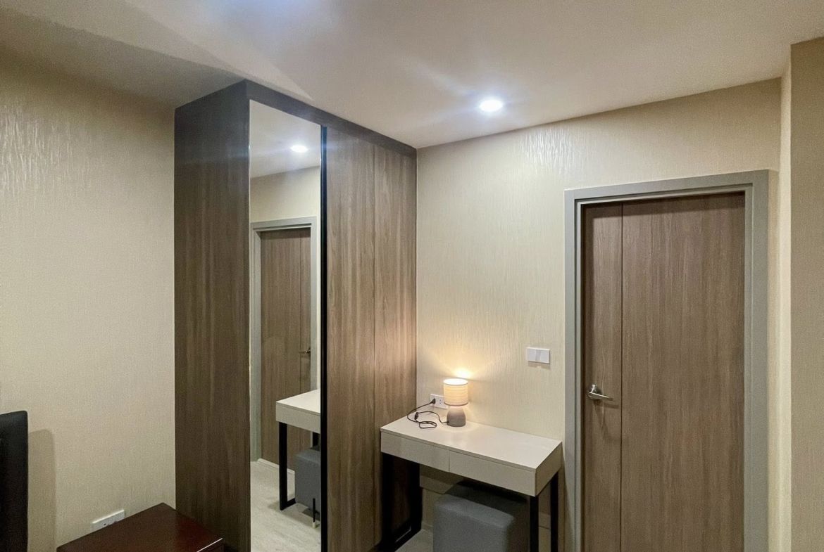 Nue Core Khu Khot Station Bedroom