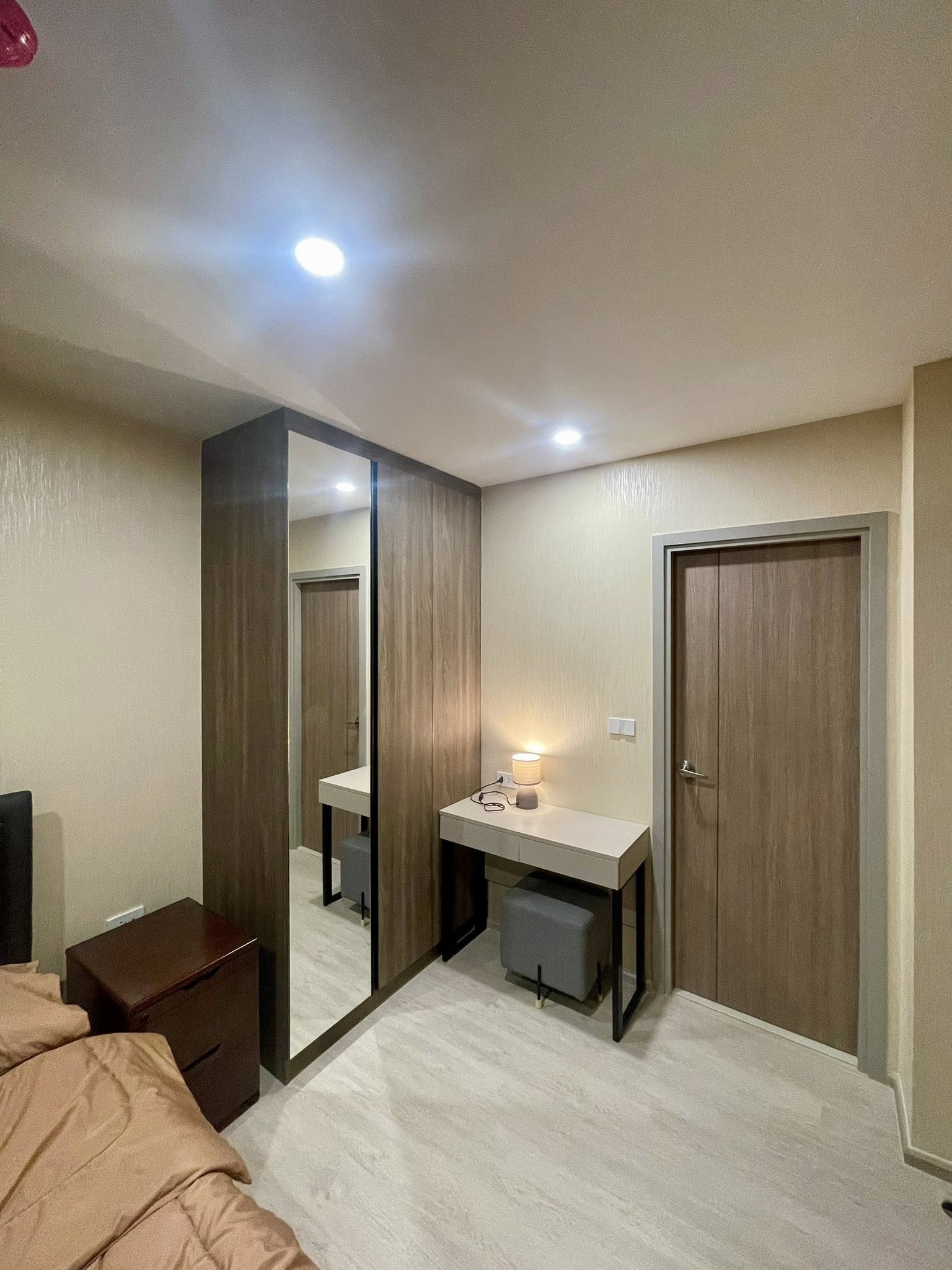 Nue Core Khu Khot Station Bedroom