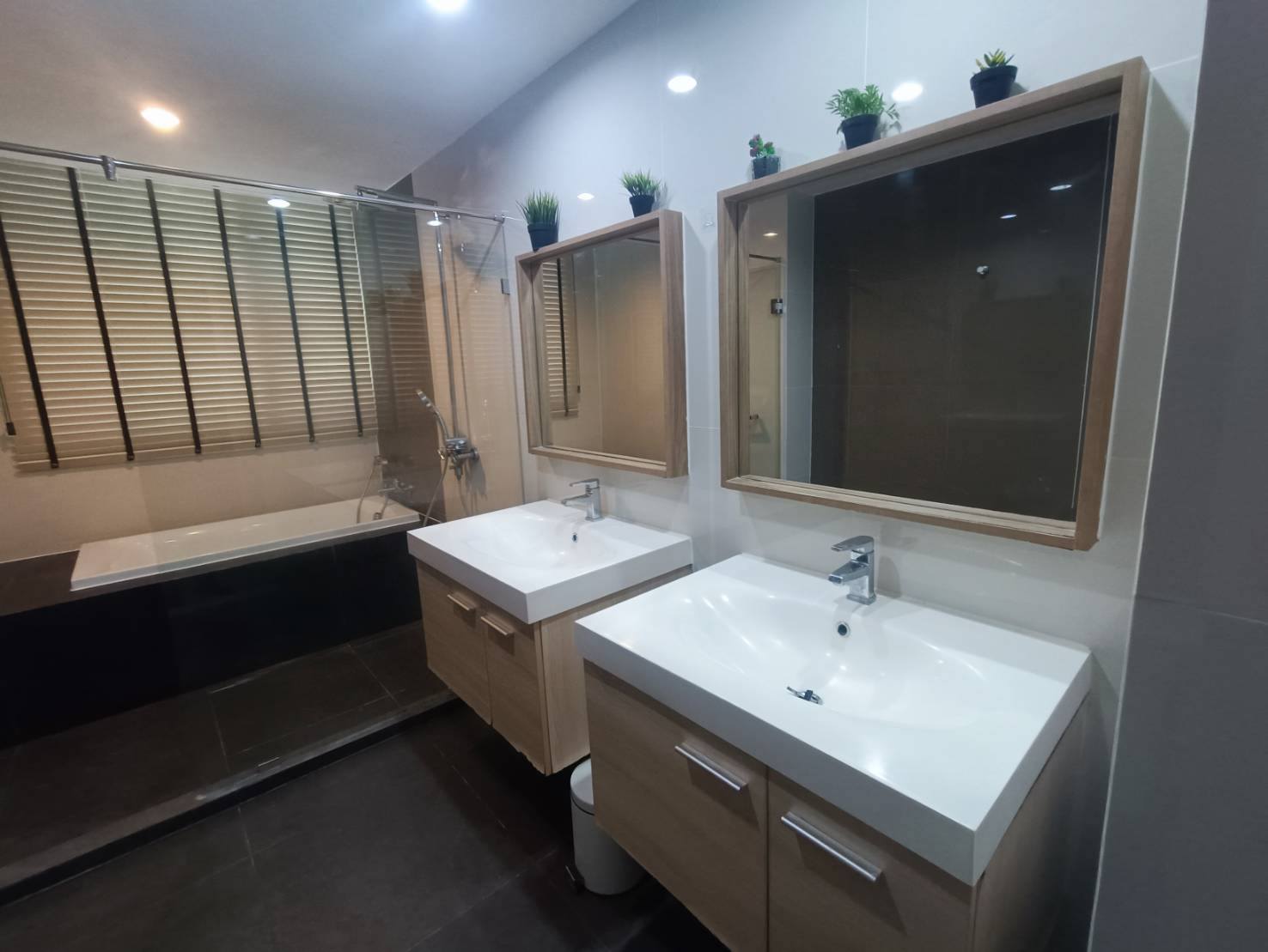 The Capital Ekamai - Thonglor Bathroom