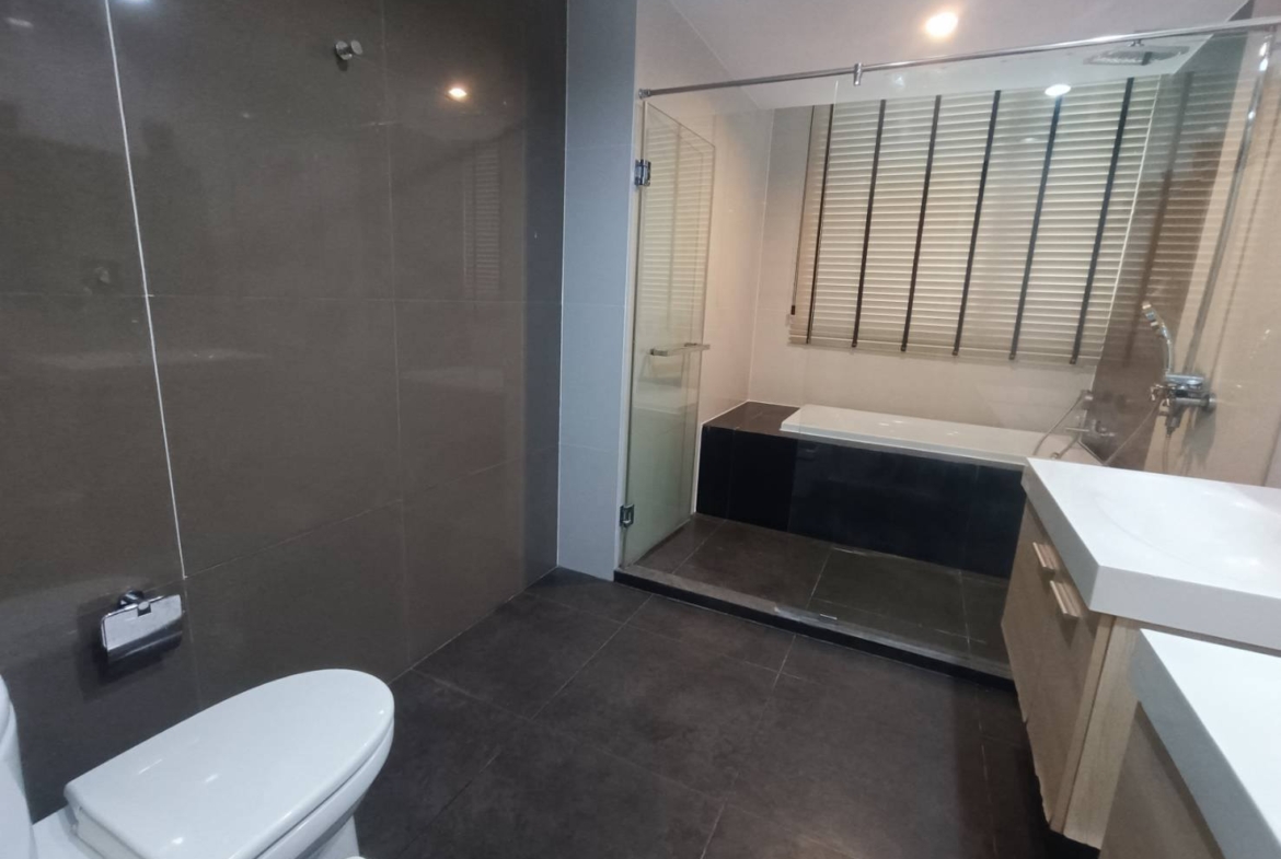 The Capital Ekamai - Thonglor Bathroom
