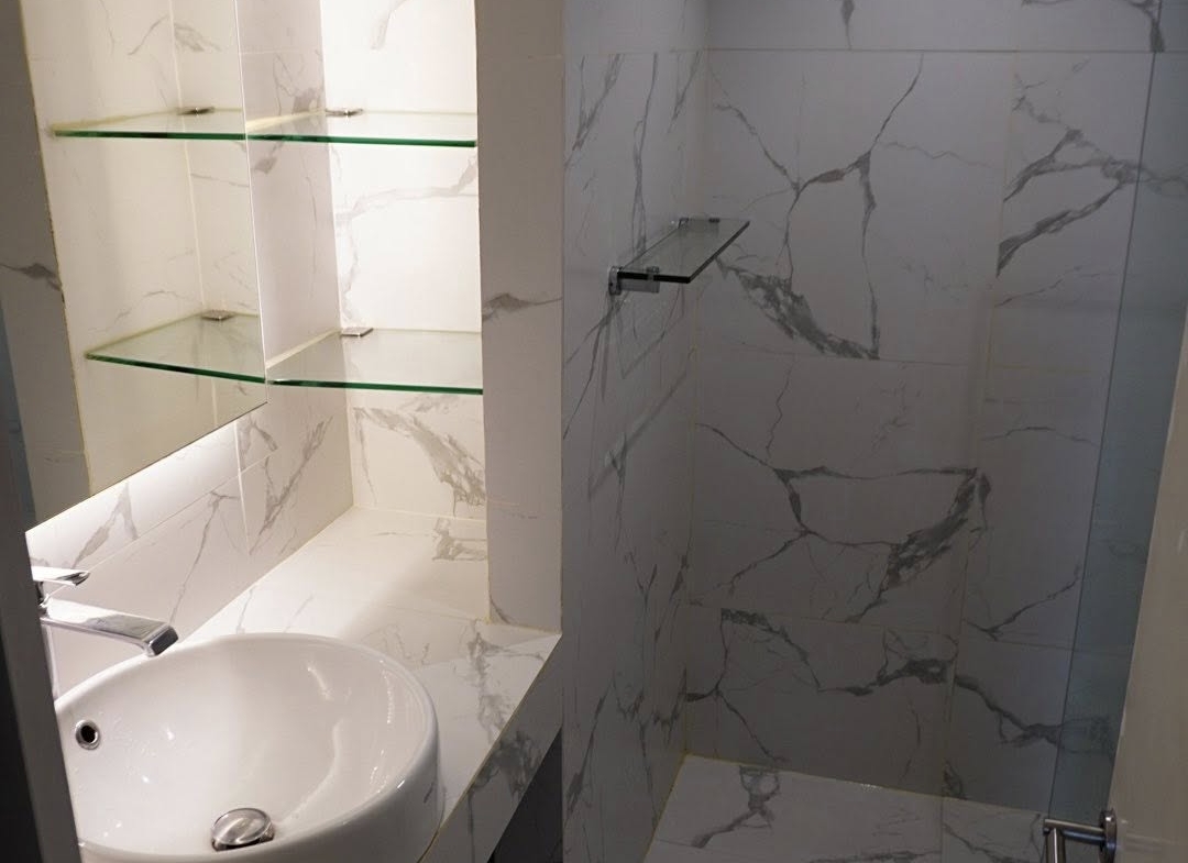 The Clover Thonglor Bathroom