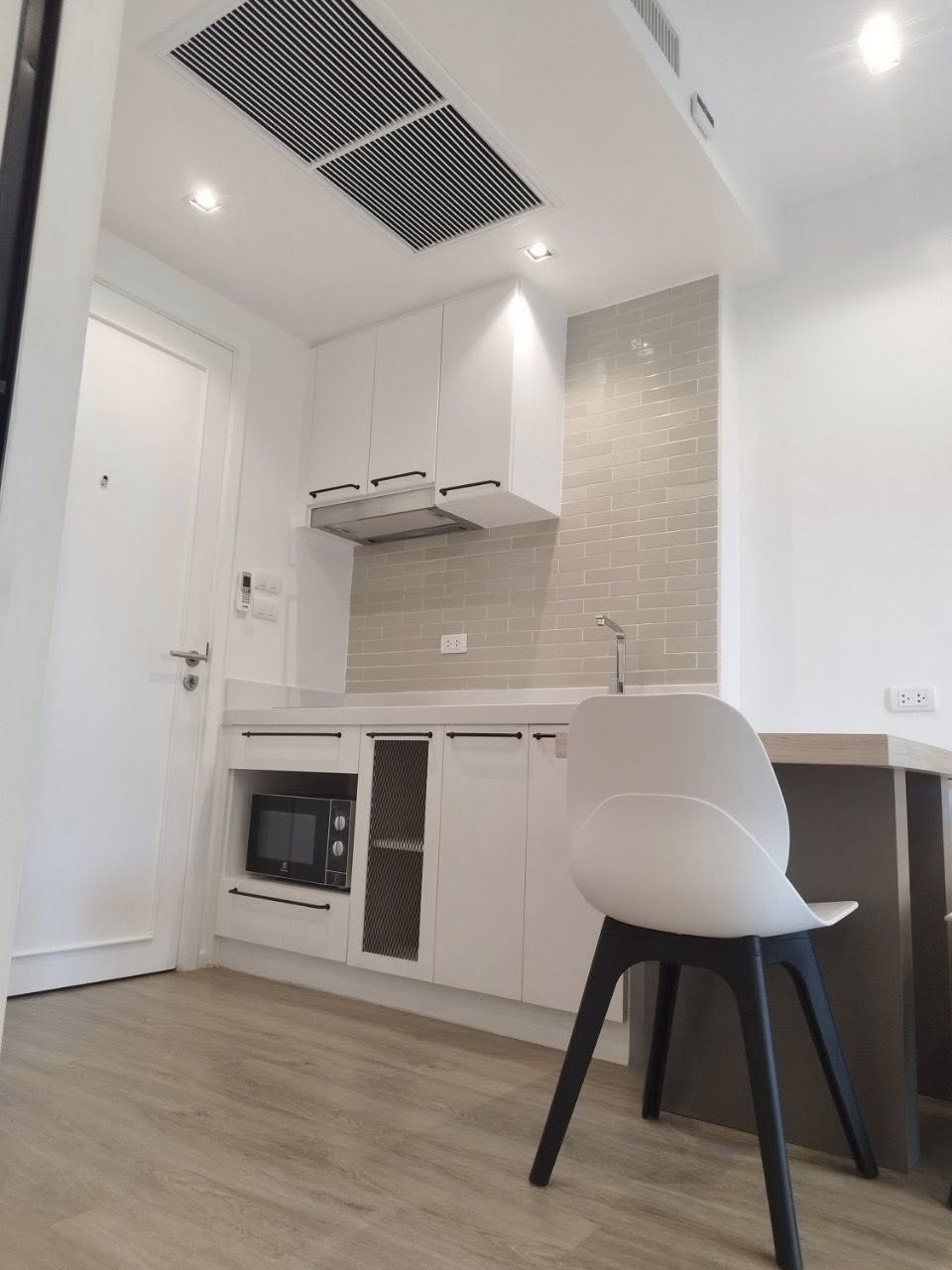 Chambery Sriracha - Laemchabang Kitchen