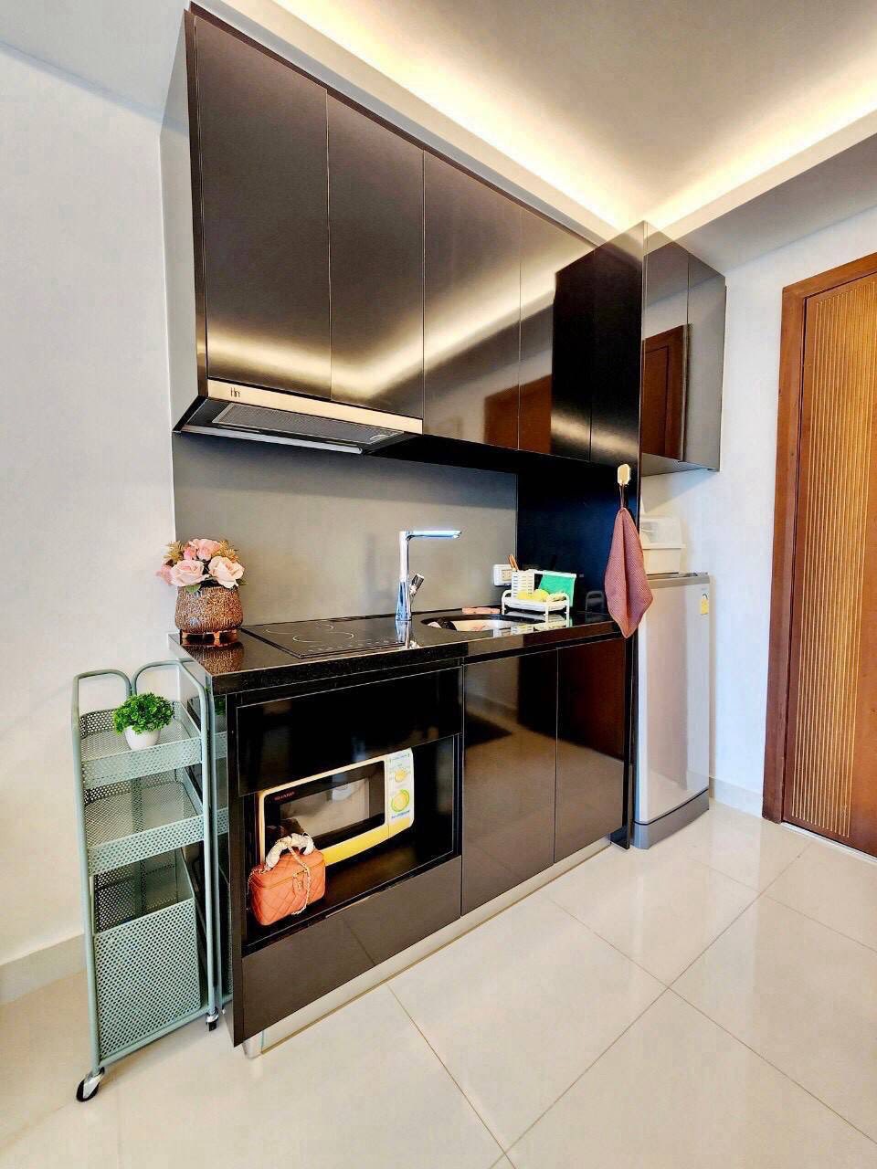 Kitchen Zone Club Royal Condominium