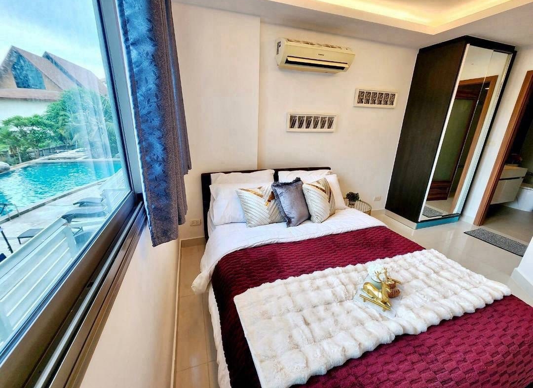 Club Royal Condominium Bedroom