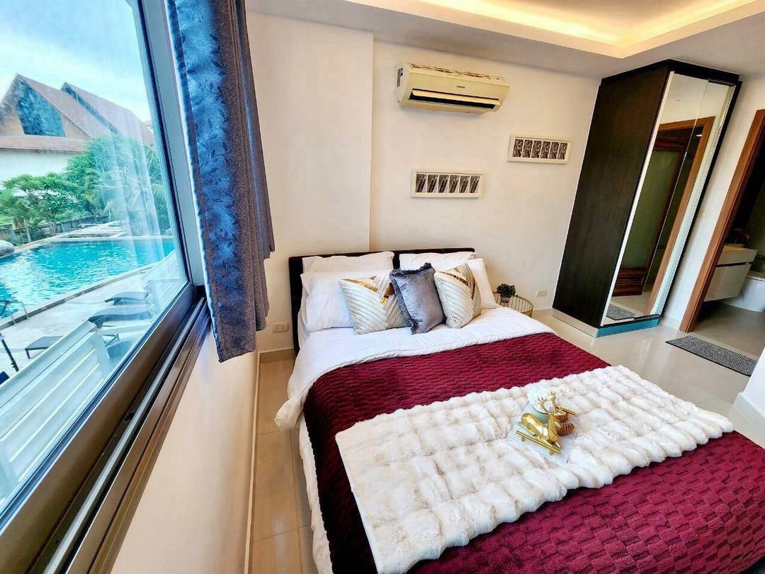 Club Royal Condominium Bedroom