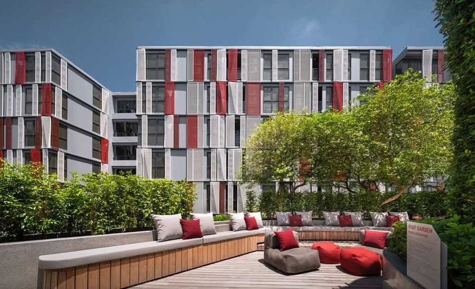 TAKA HAUS Ekkamai 12 Front condo