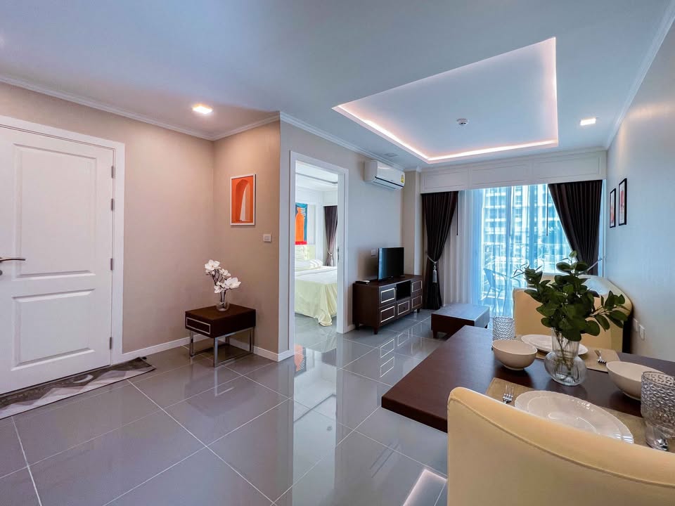 The Orient Resort & Spa Jomtien Living