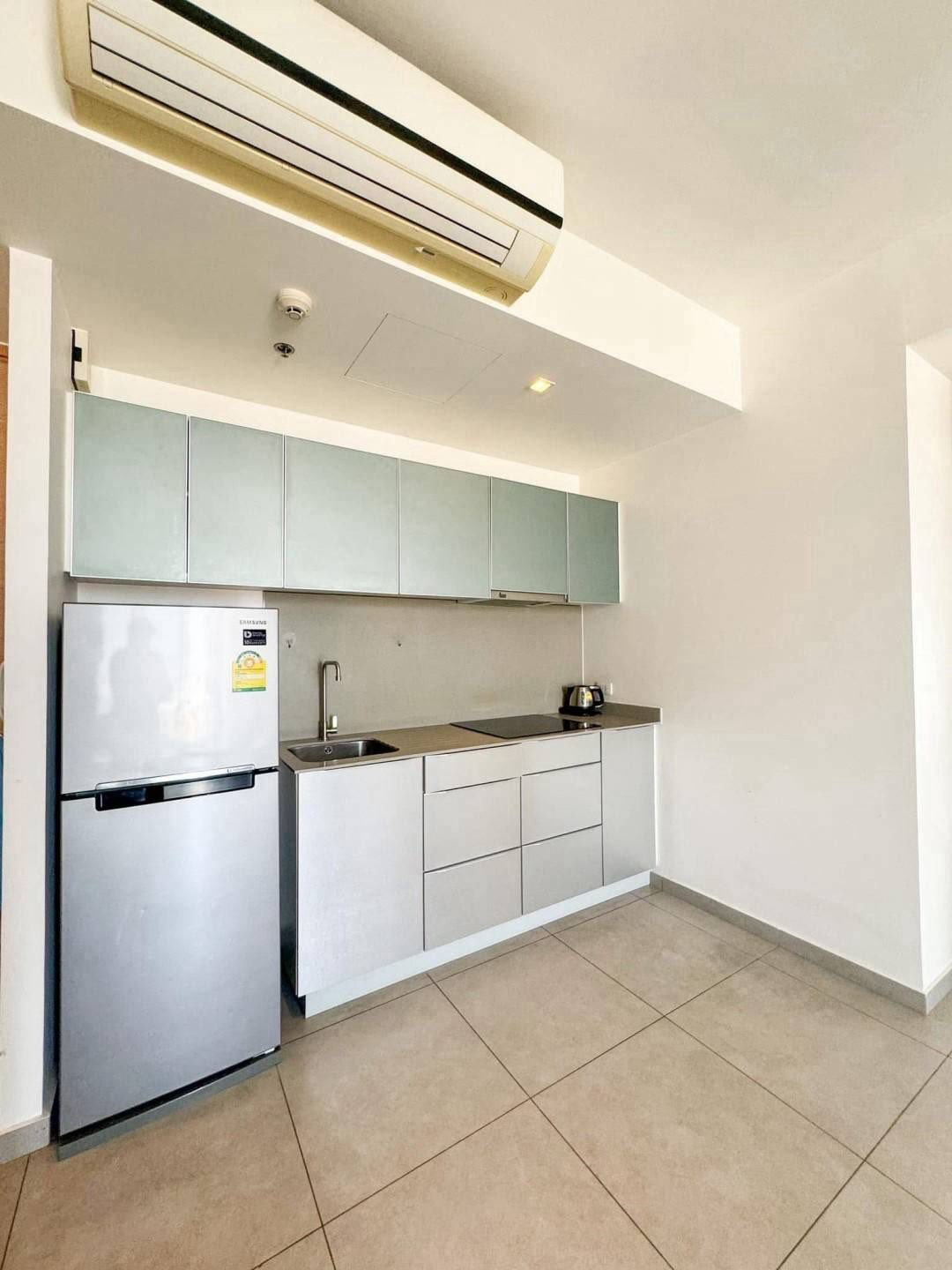 The loft Ekkamai Kitchen