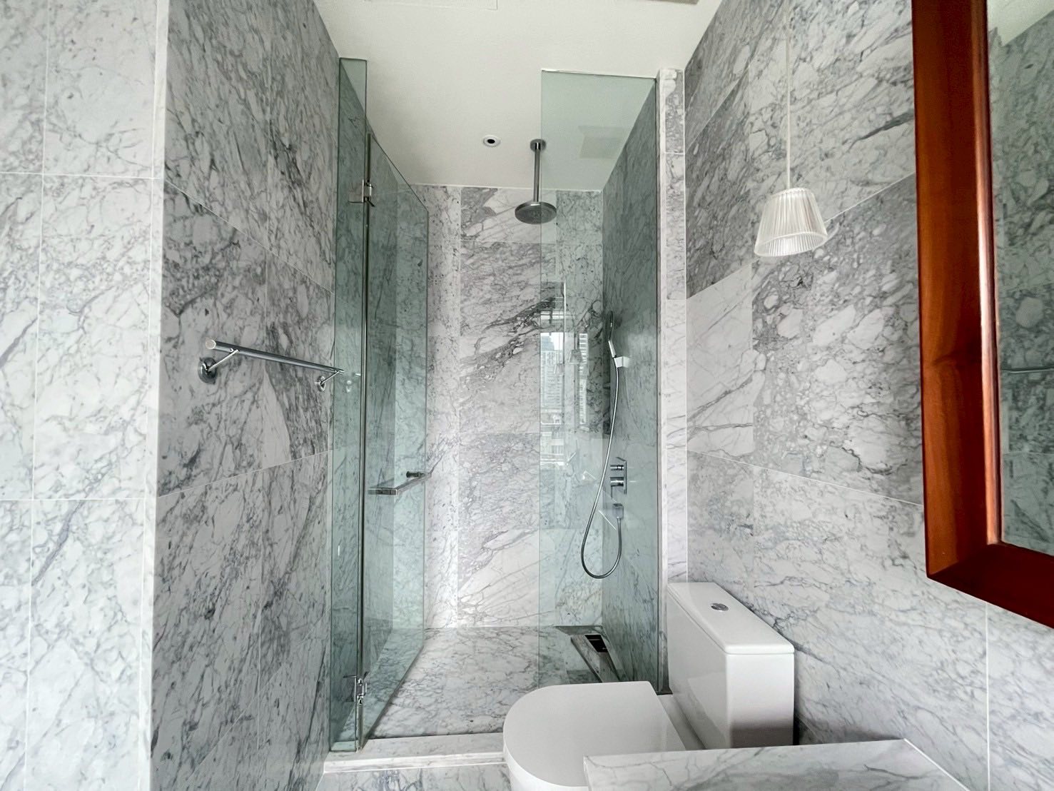 Bathroom khun by yoo