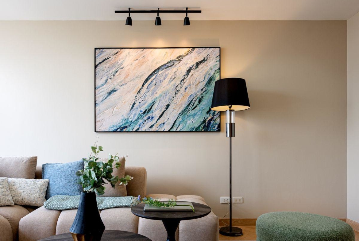 Hampton Thonglor 10 living