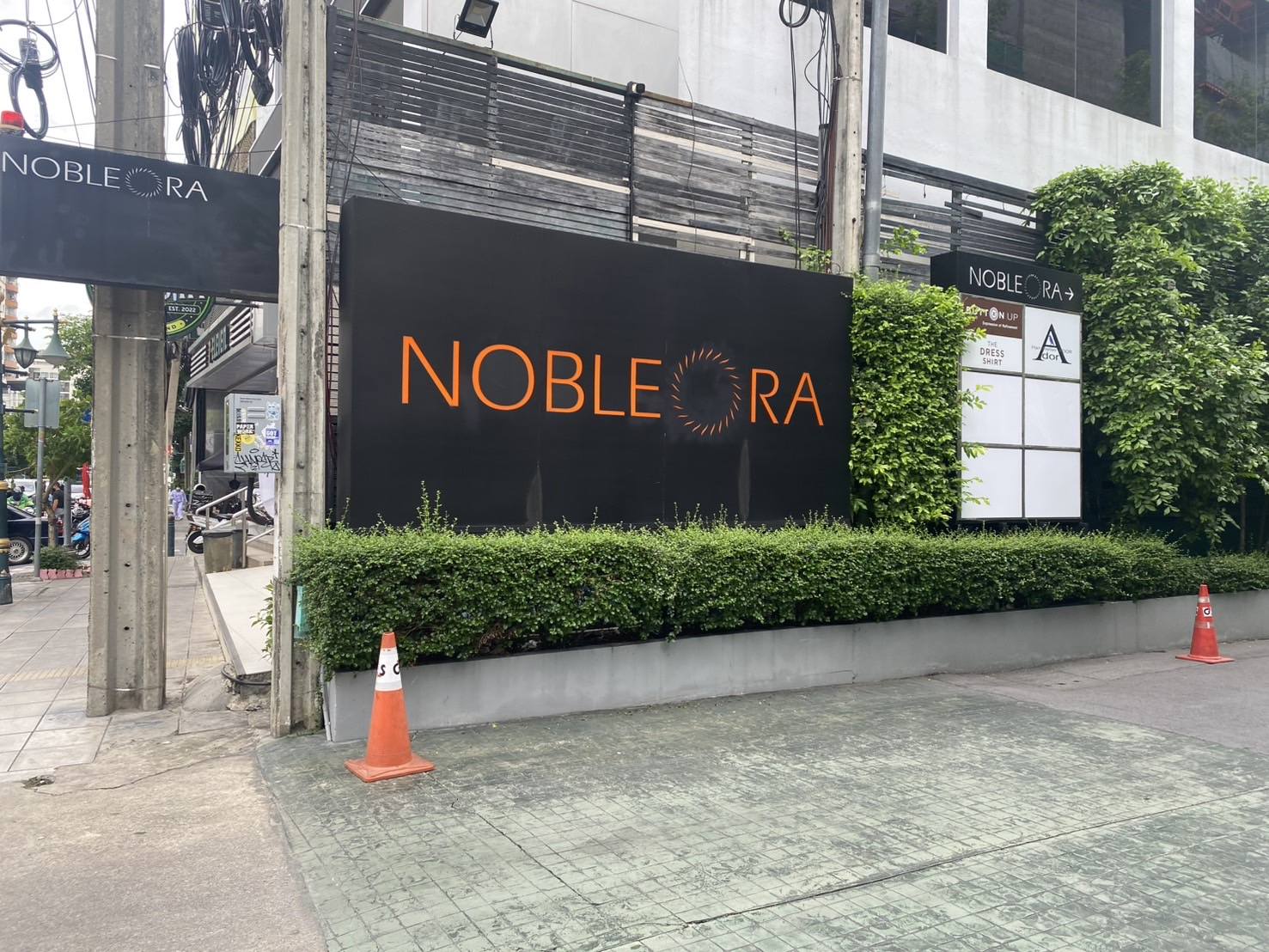 Noble Ora Thonglor
