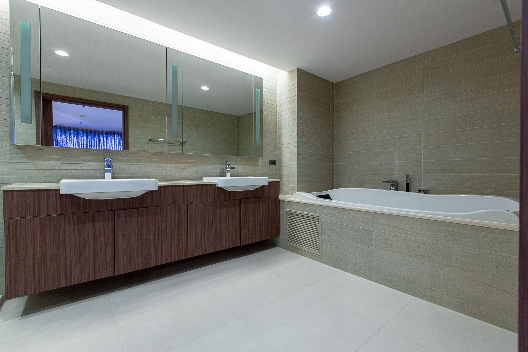 The Hudson Sathorn 7 Kitchen