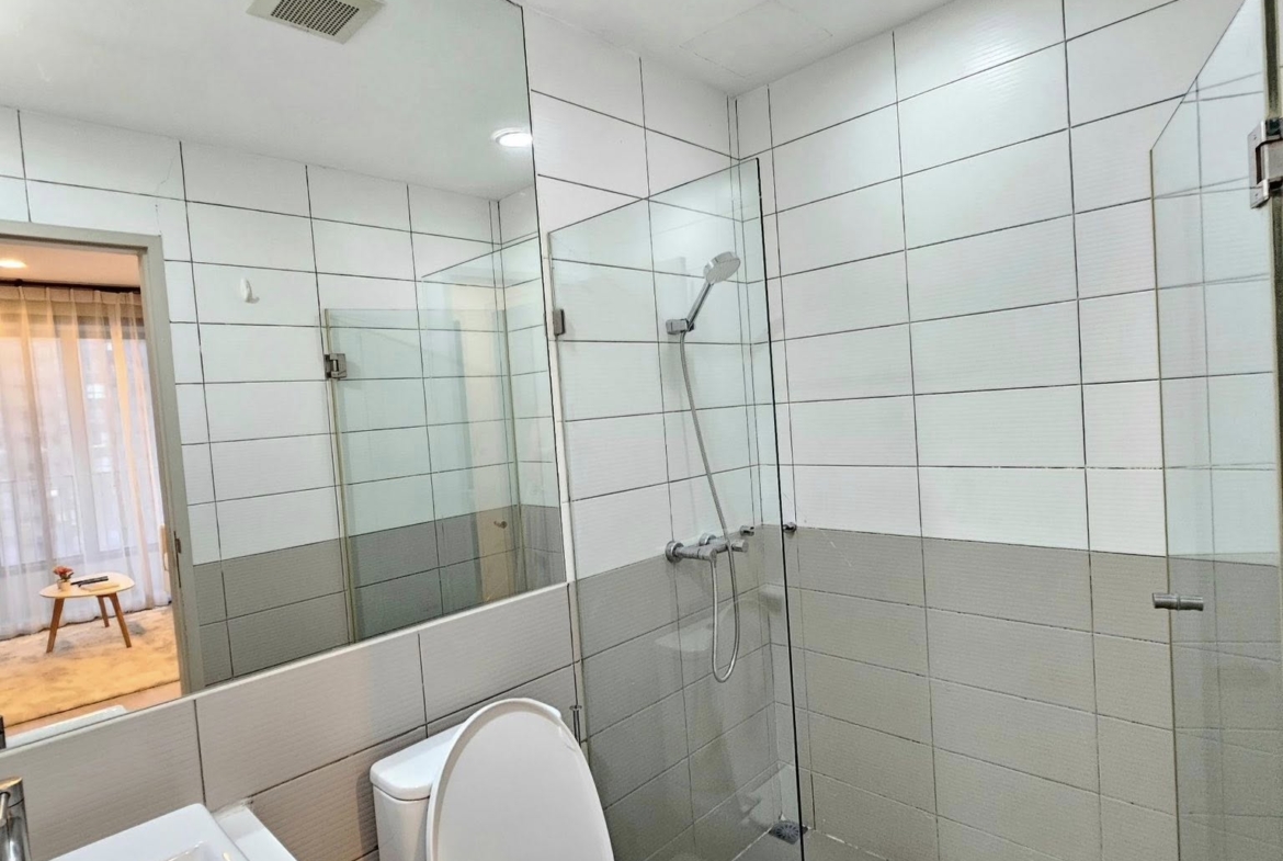 Ideo Q Ratchathewi Bathroom
