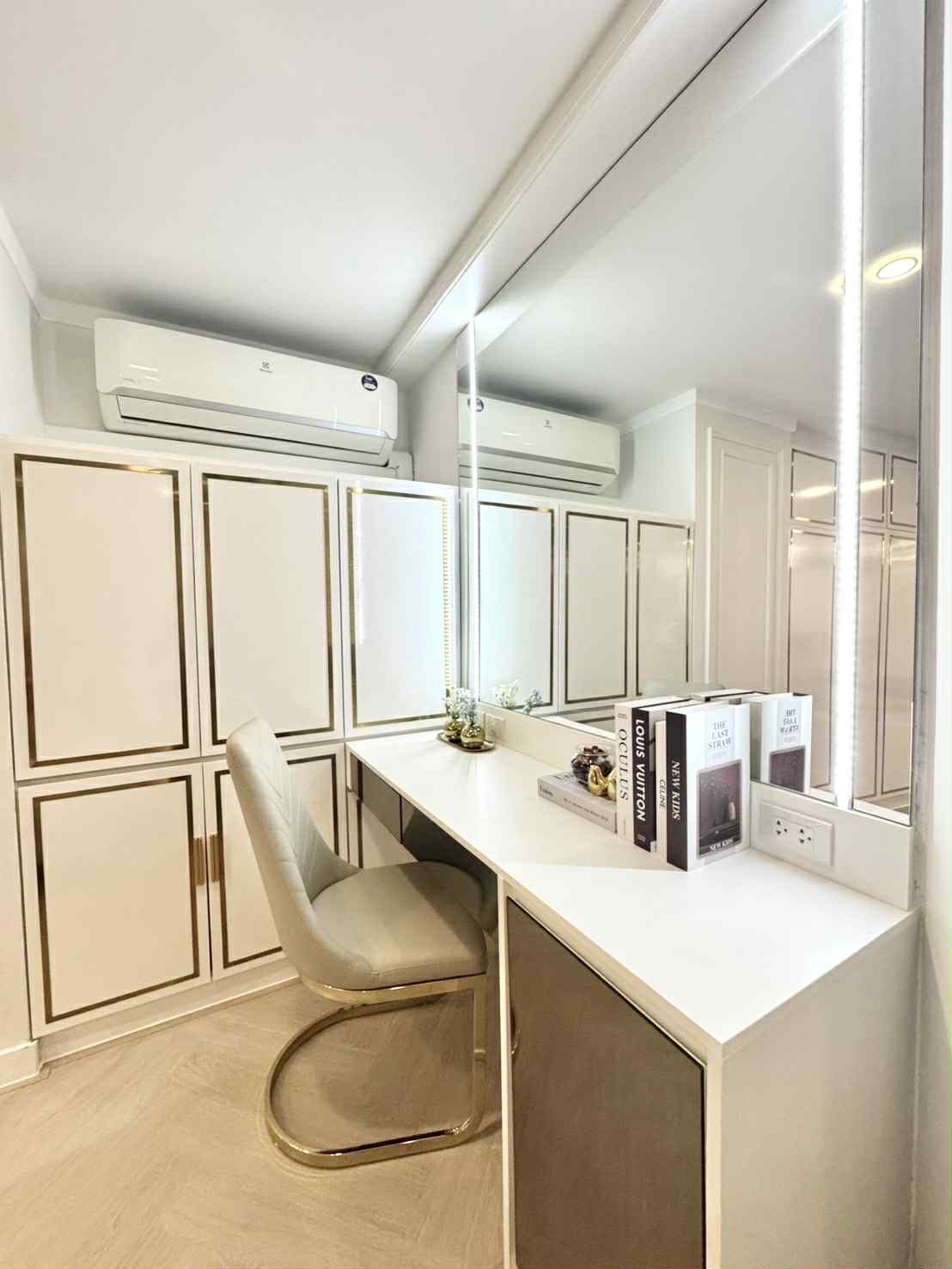 Supalai Place Sukhumvit 39