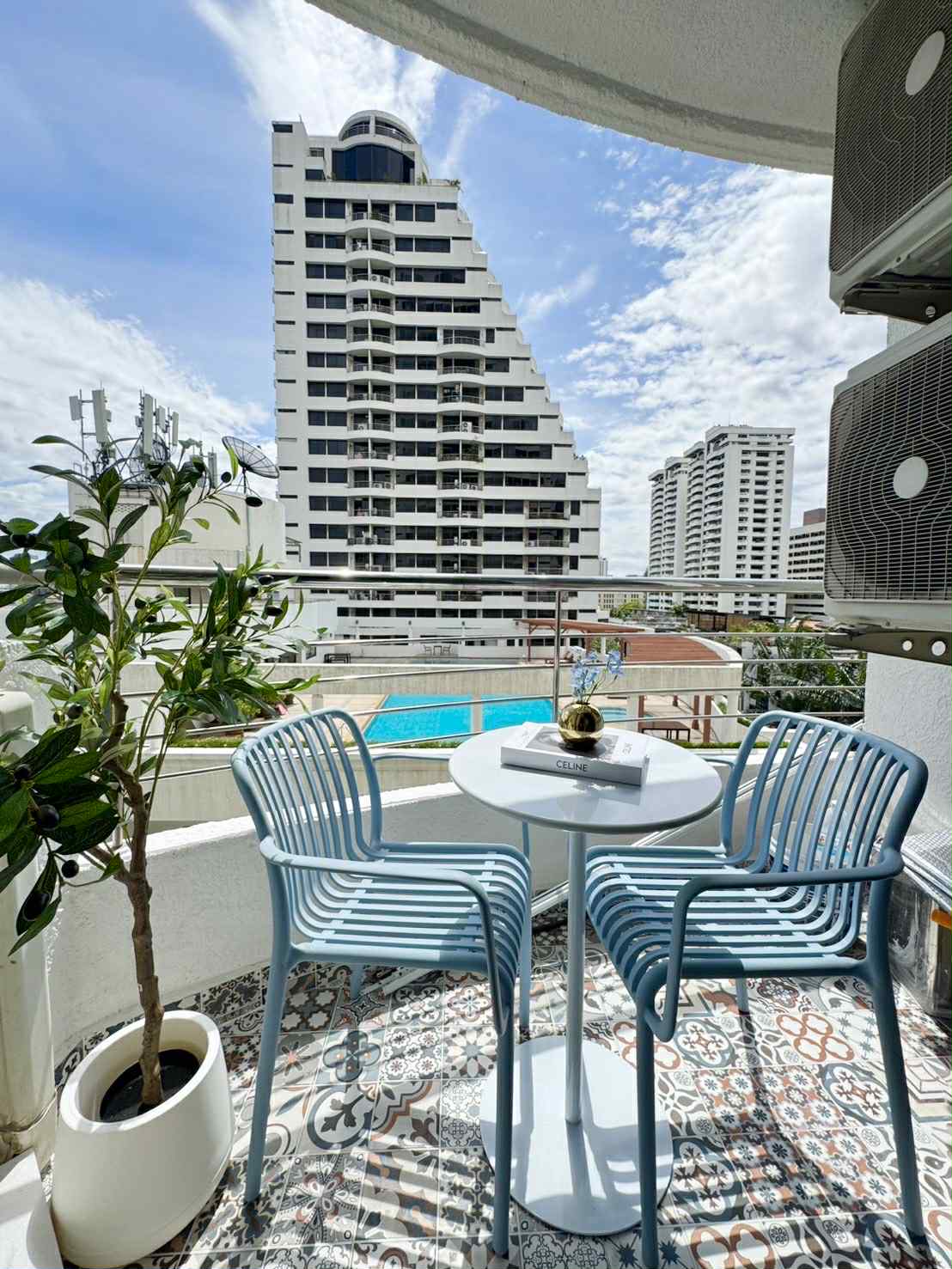 Supalai Place Sukhumvit 39