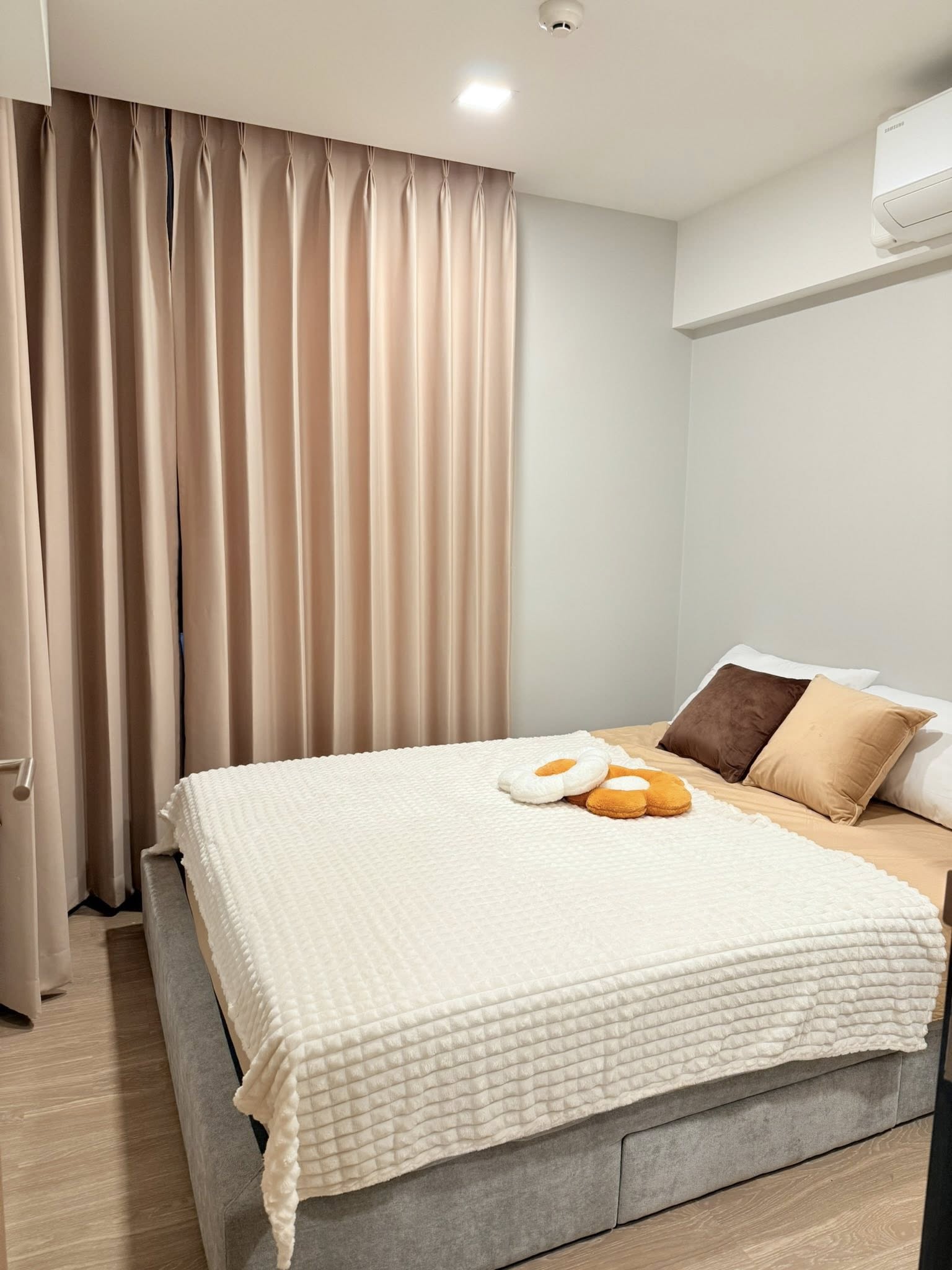 The Moment Ratchada 19