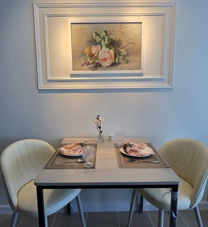 Dinning Centrio Condo
