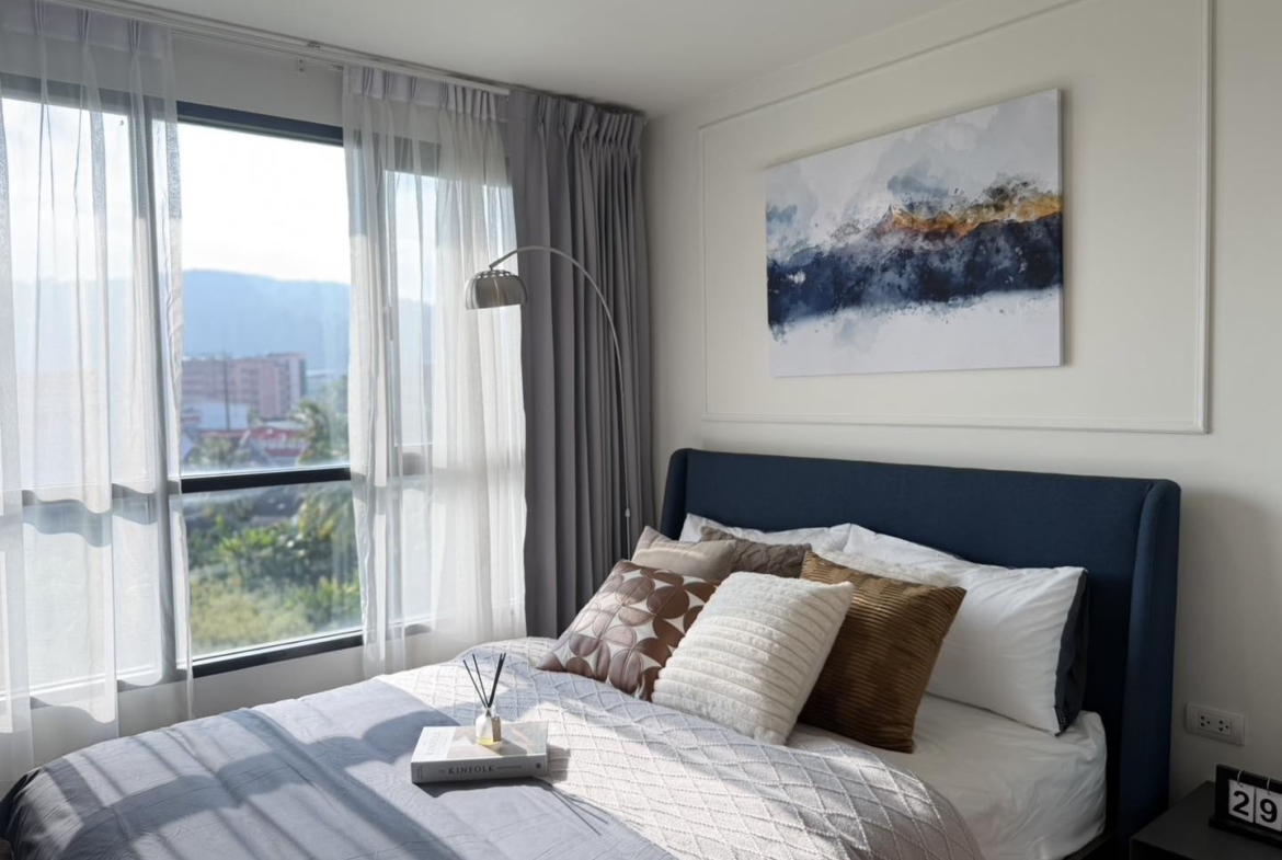 Bedroom Centrio Condominium floor 6