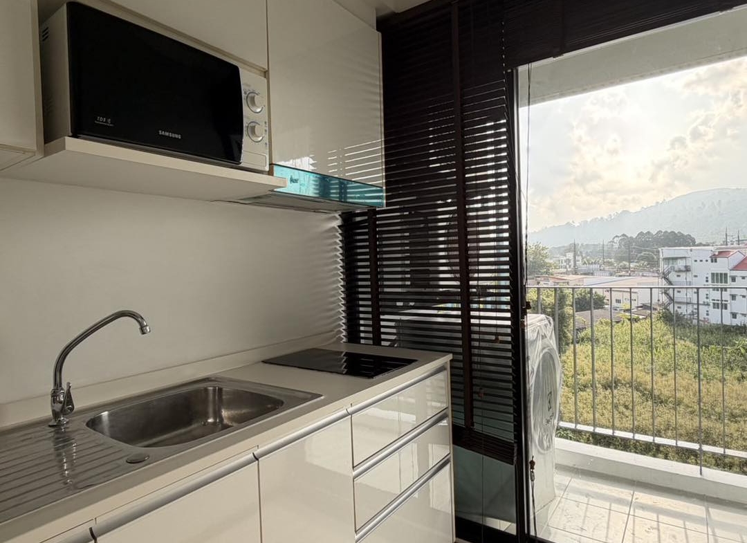 Kitchen Zone Centrio Condominium floor 6