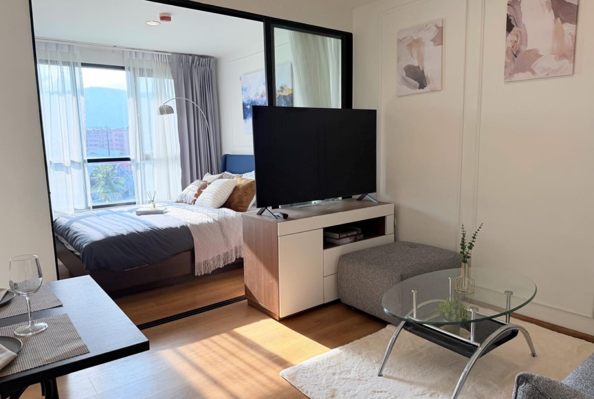 Centrio Condominium floor 6