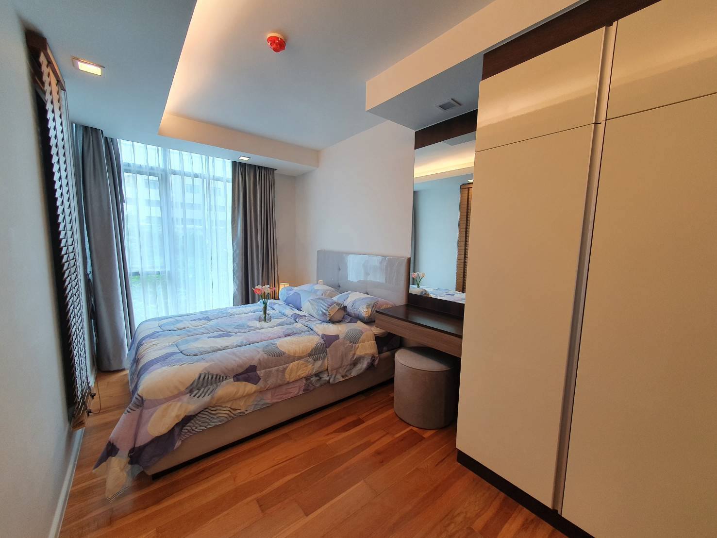 Bedroom Focus Ploenchit