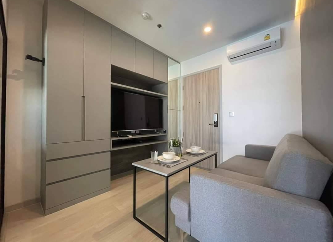 Knightsbridge Prime Sathorn