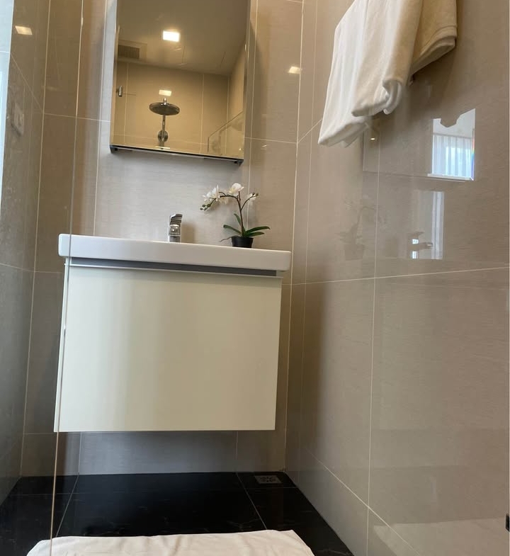 Park Origin Phrom Phong