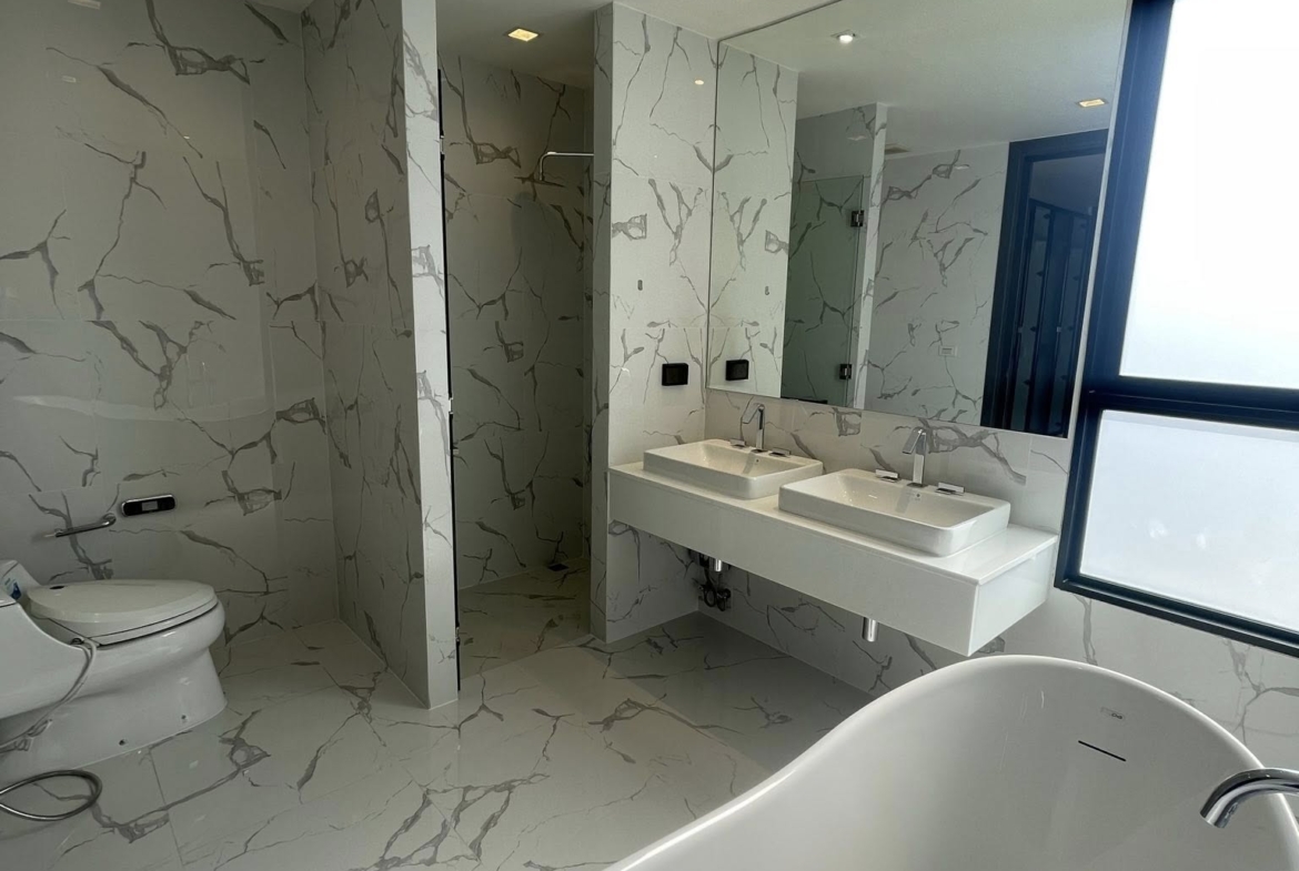 The Park Lane Sukhumvit