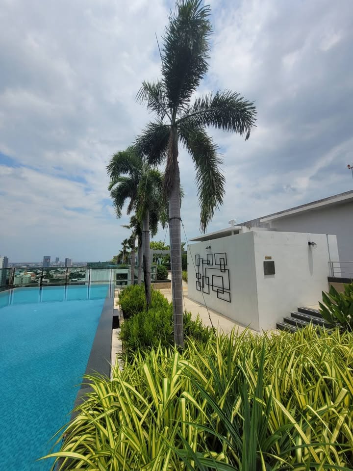 IDEO Mix Sukhumvit 103