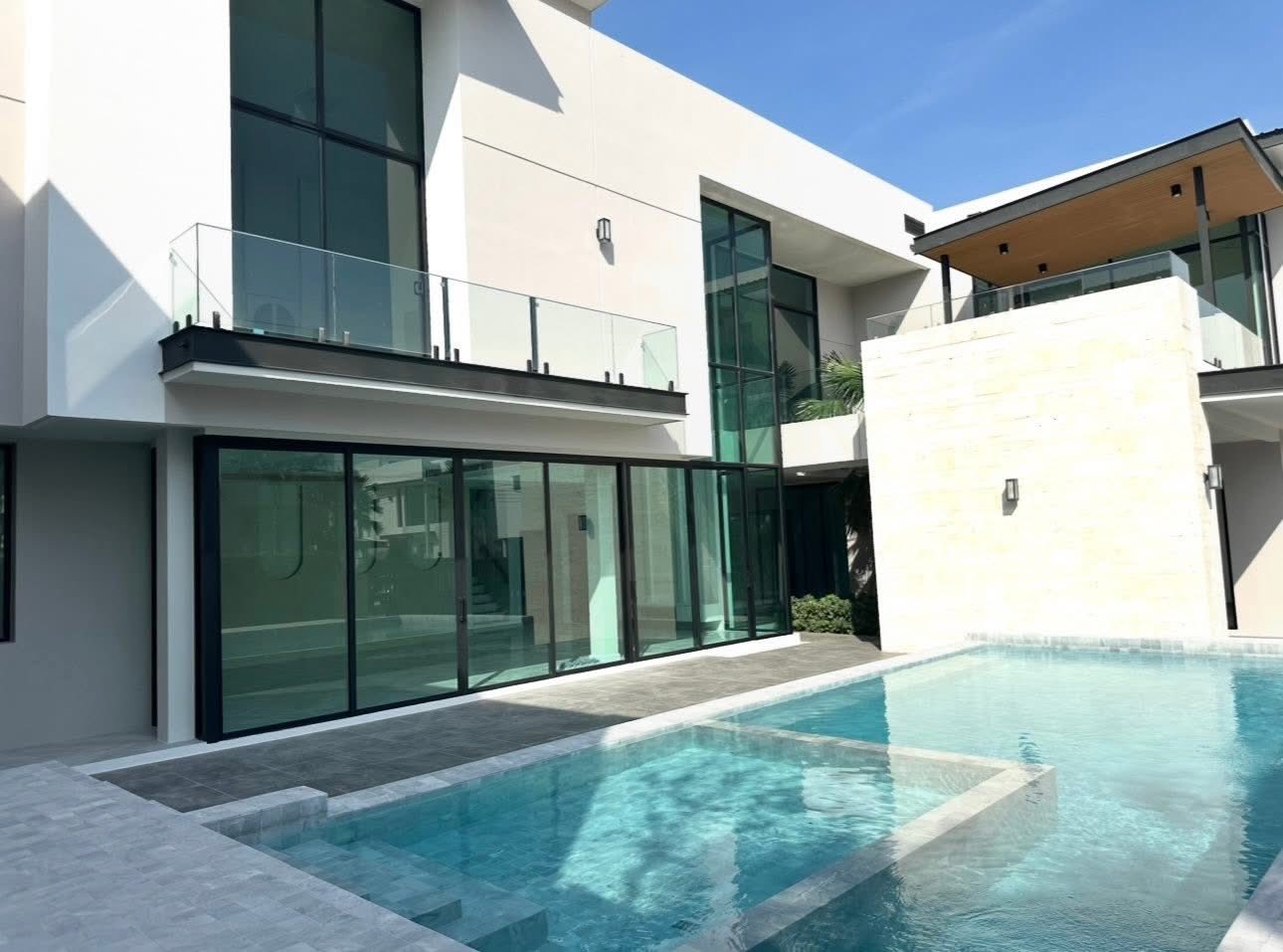 Luxury Pool Villa for Sale at The Master Ekkamai – Ramintra