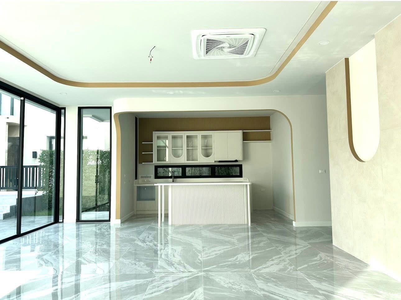 Luxury Pool Villa for Sale at The Master Ekkamai – Ramintra